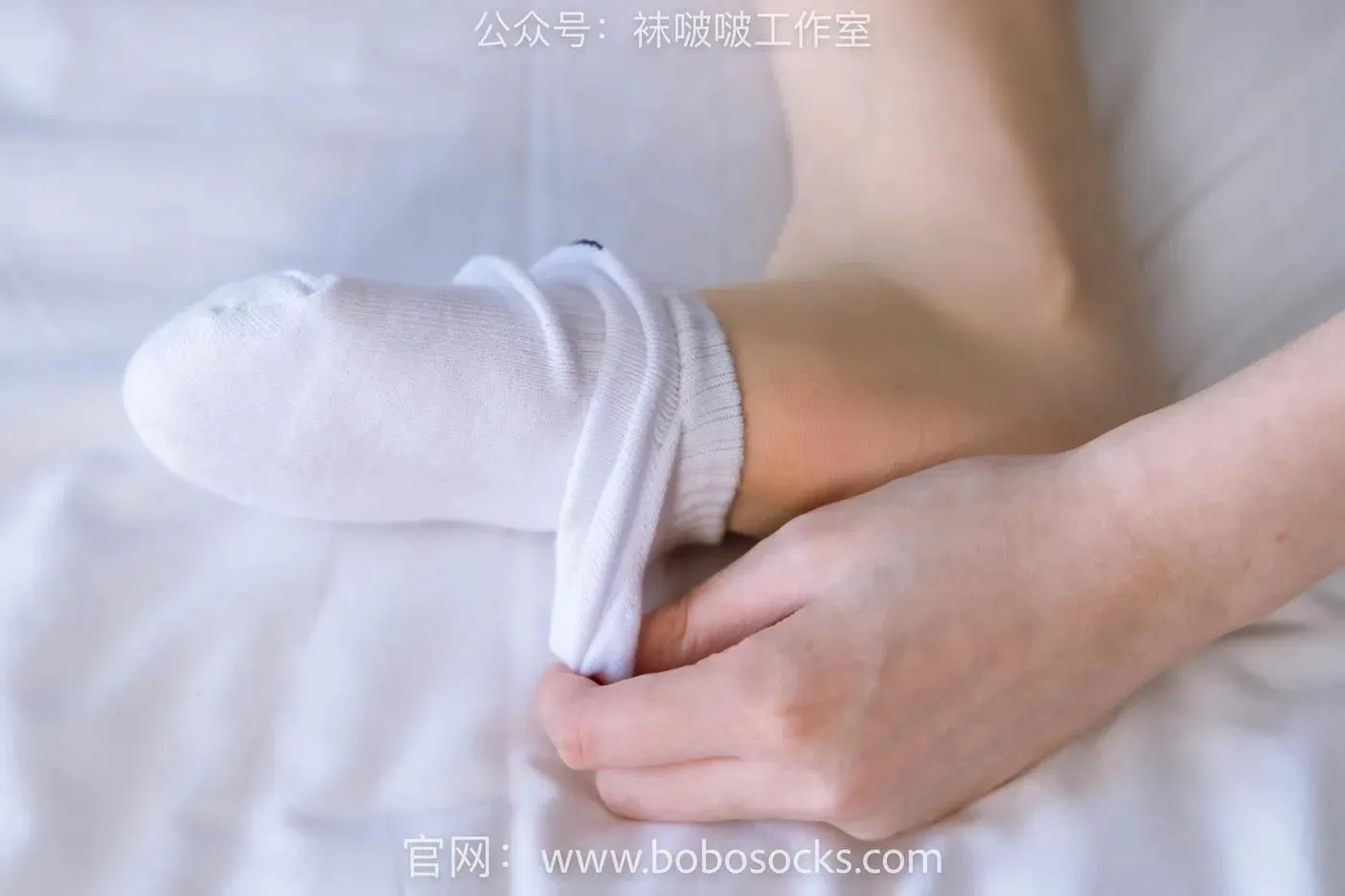 [BoBoSocks袜啵啵]NO.123 小甜豆-板鞋、白棉袜、肉丝 [140P]插图5